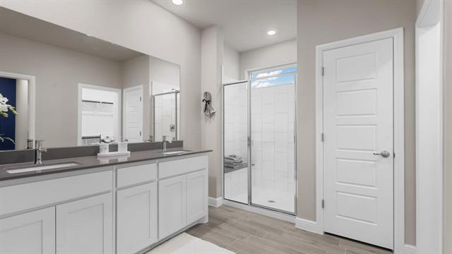 Building Photo - 2708 McCormick St