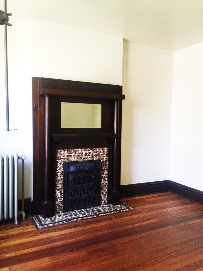 Building Photo - 3854 Juniata St