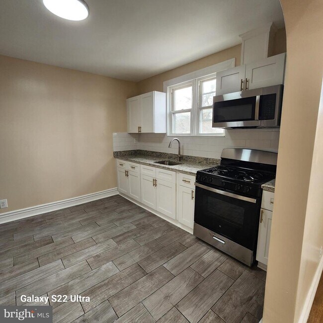 Foto del edificio - 5490 W Berks St