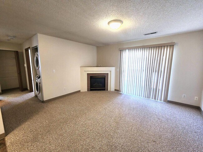 Foto del edificio - 923 Boston Way