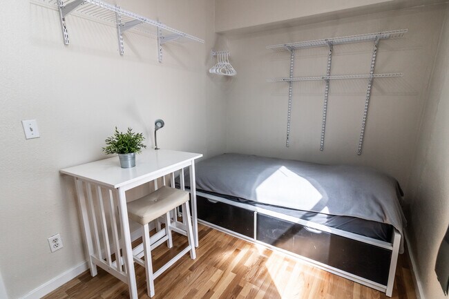 Foto del edificio - 221 7th St