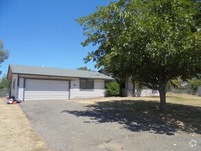 Building Photo - 20984 Old 44 Dr
