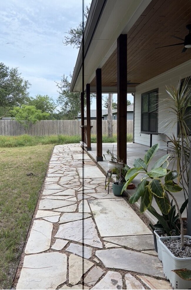 Building Photo - 125 Waianae Ct