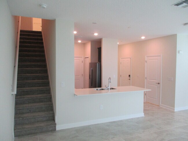 Foto del edificio - 3 Bedroom, 2.5 Bath, Recently Constructed Town Home in Sawgrass Plantation! Priced to Rent!