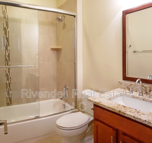 Foto del edificio - 6932 Groveton Ave