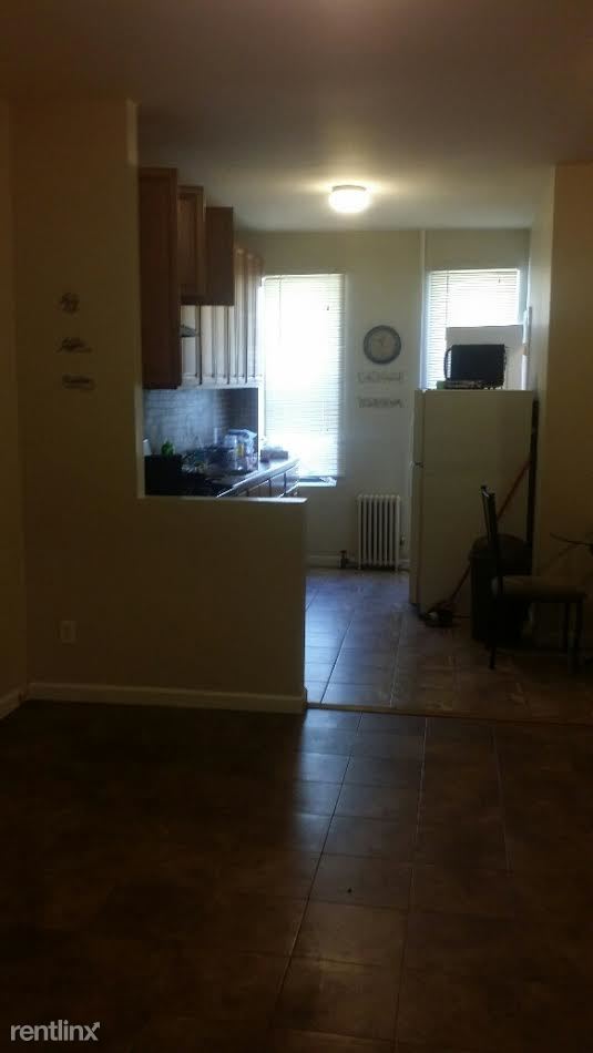 6433 Cooper Ave, Glendale, NY 11385 Condo for Rent in Glendale, NY