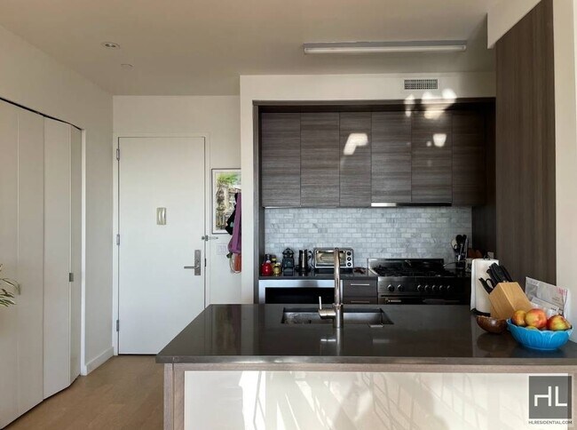 Foto del edificio - SCHERMERHORN STREET