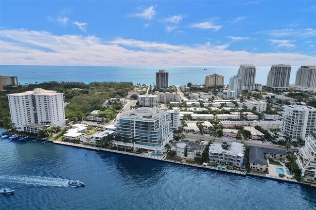 Foto del edificio - 715 Bayshore Dr