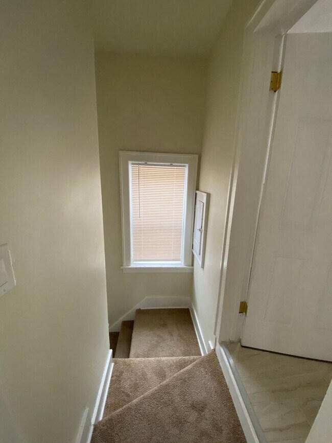 Foto del edificio - 14565 Hubbell Ave