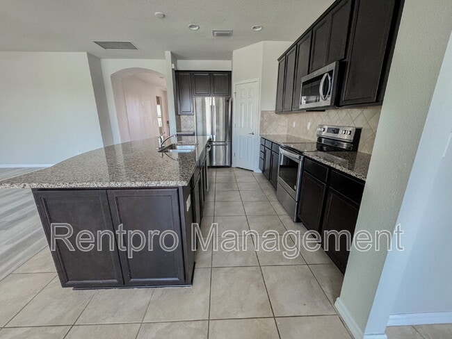 Foto del edificio - 6217 Kenava Lp