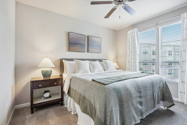 44-web-or-mls-100 Myrtle St - Unit 310 - 008.jpg - Weston Park at Longwood Station