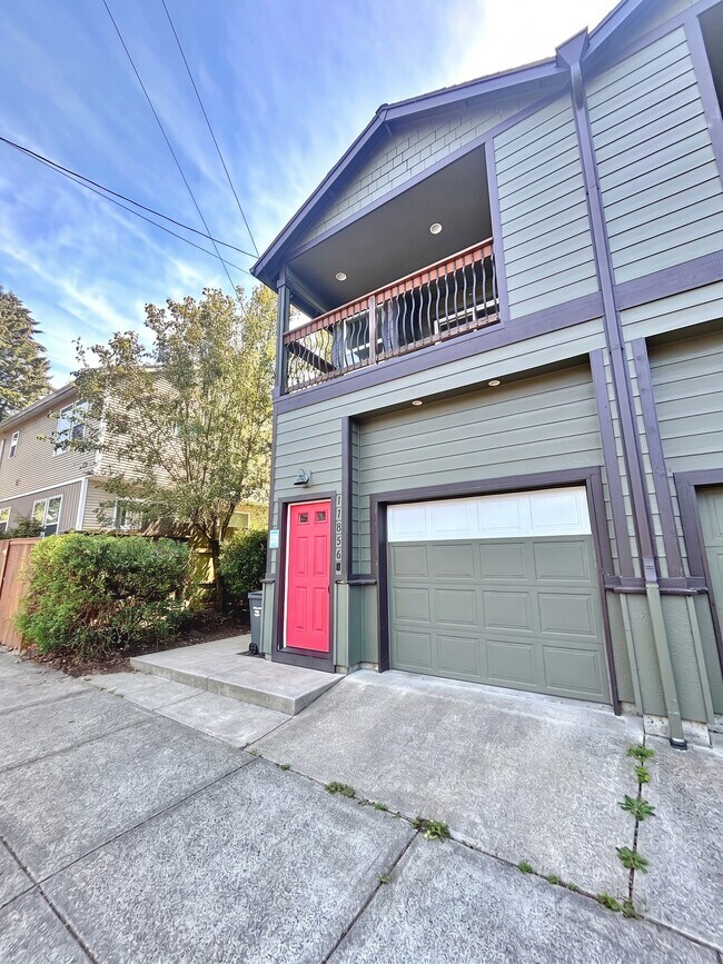 Foto del edificio - 11856 SE Pine St