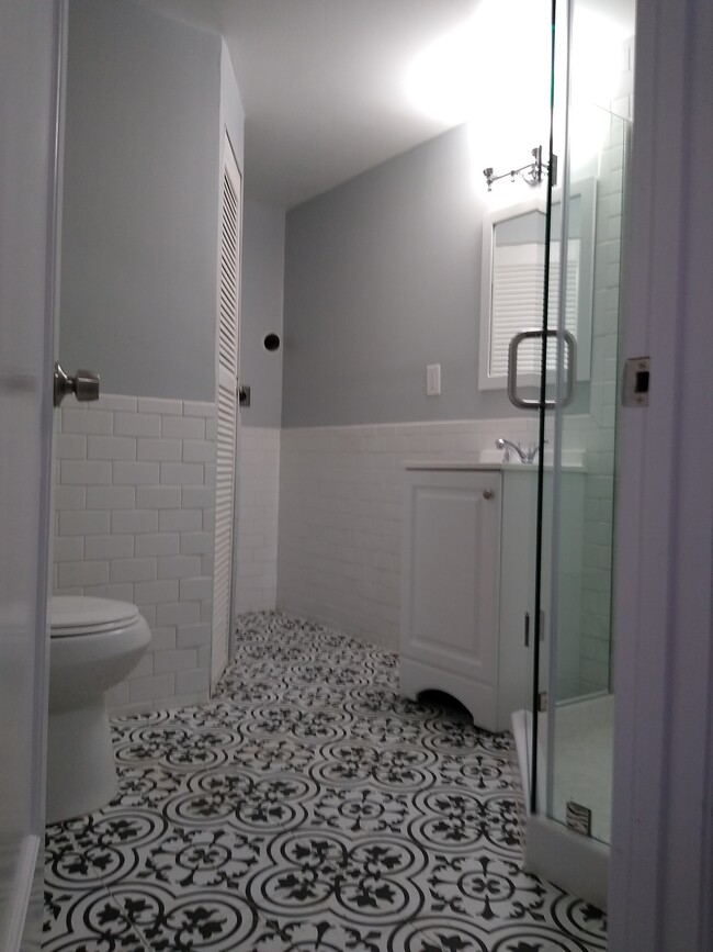 Bathroom - 1450 166th Ave