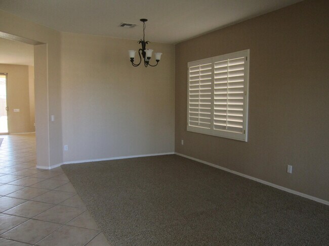 Building Photo - 891 E Indian Wells Pl
