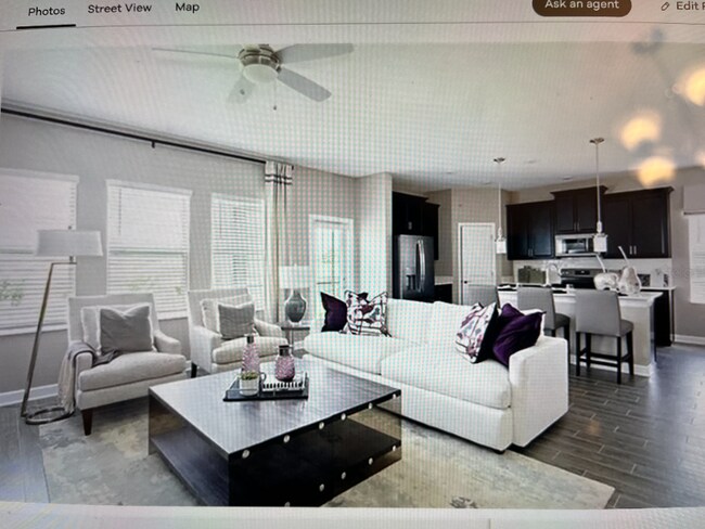 Building Photo - 1068 Downswing Pl