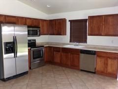 Building Photo - Desert Point Estates 4 bedroom