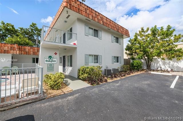 Foto principal - 1274 NE 40th St