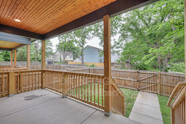 Foto del edificio - 709B 23rd St