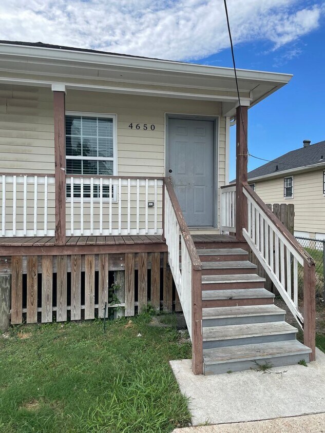 Foto principal - 4650 Laine Ave