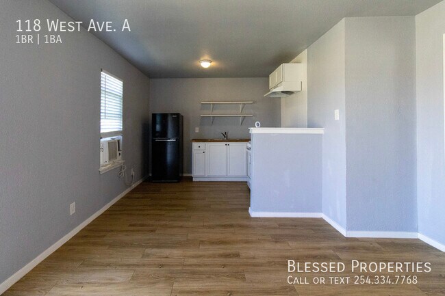 Foto del edificio - 118 West Ave. A-