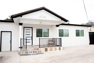 Building Photo - 6657 Varna Ave