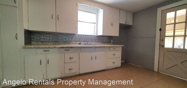 Foto del edificio - 2 br, 1 bath House - 211 Howard