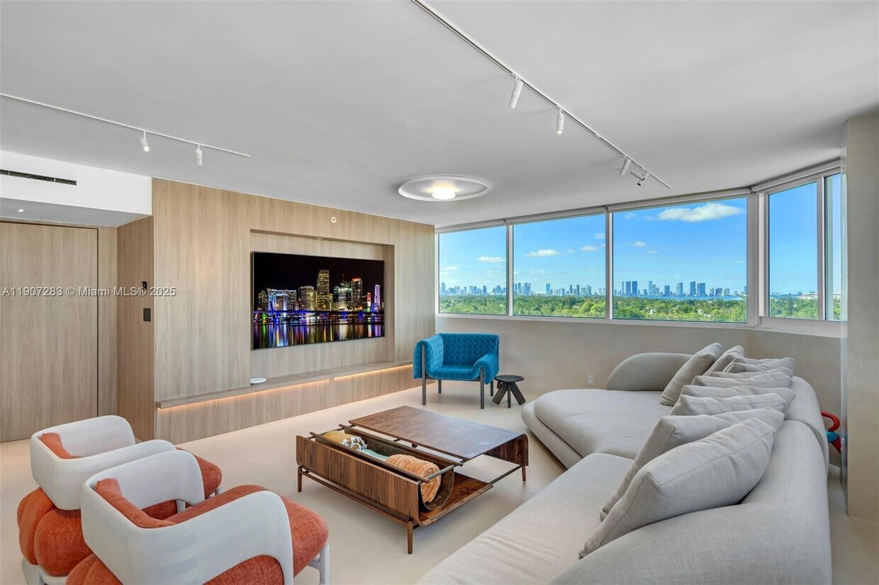 Foto principal - 3411 Indian Creek Dr