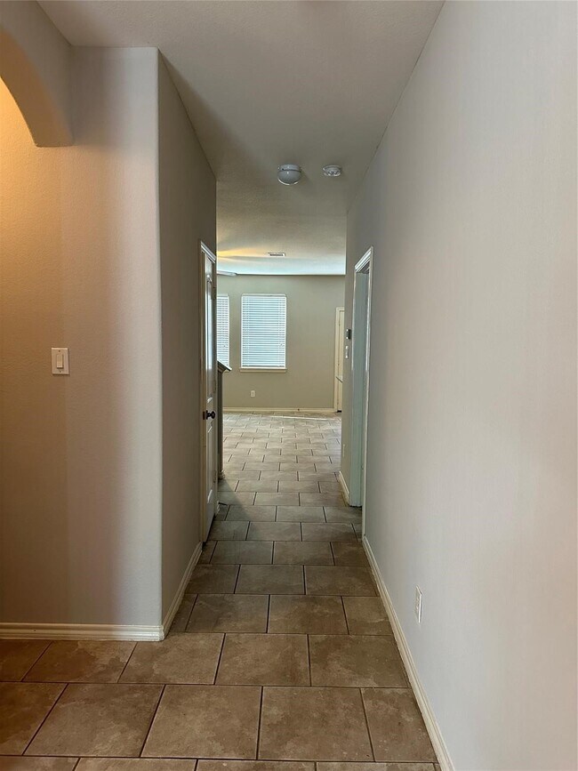 Building Photo - 1326 Seagler Pond Ln