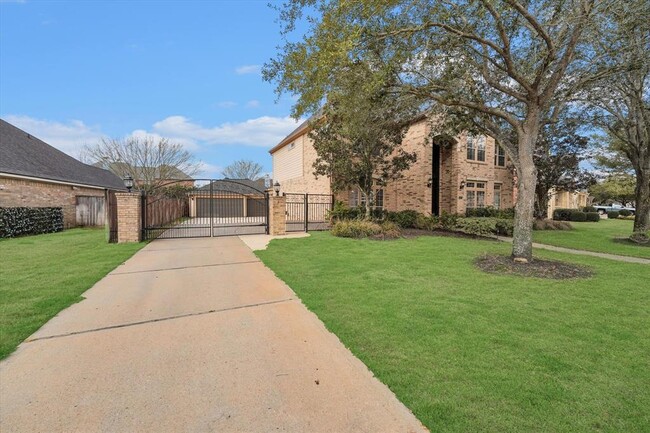 Building Photo - 1507 Lake Charlotte Ln