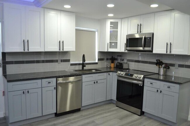 Foto del edificio - 3675 Gulf Blvd