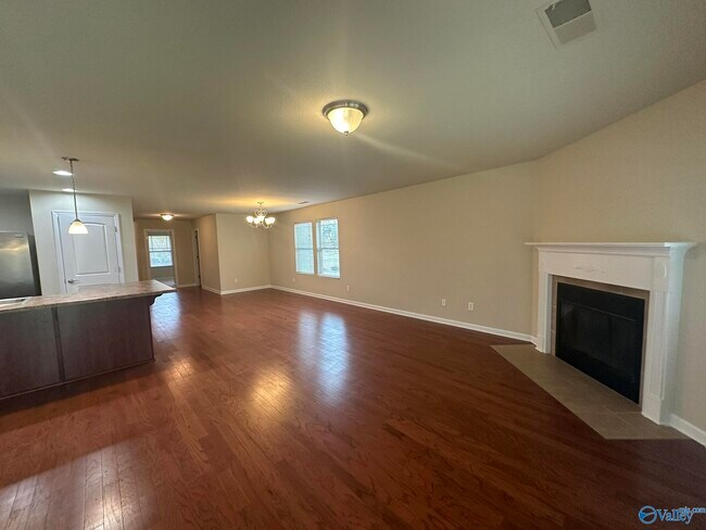 Foto del edificio - 1812 Clayton Cove Dr NW