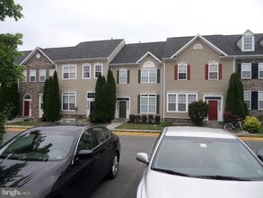 Building Photo - 836 Linfield Terrace NE