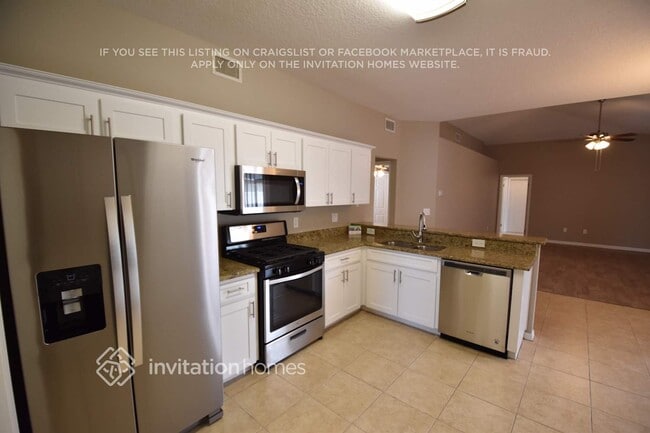 Building Photo - 1812 Cattleman Dr