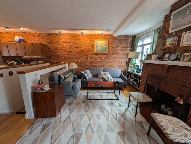 Foto del edificio - 131 Sutherland Rd