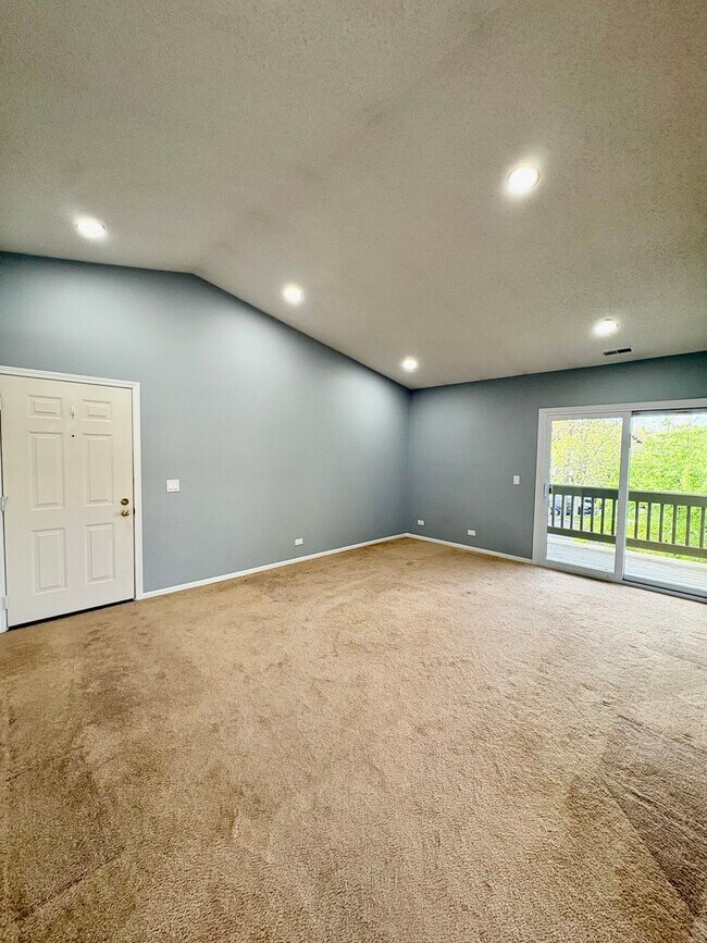 Foto del edificio - 319 Deer Glen Way