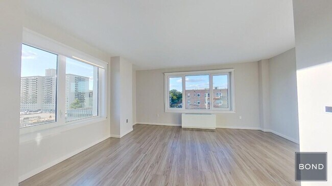 Foto del edificio - 178-02 Hillside Ave.