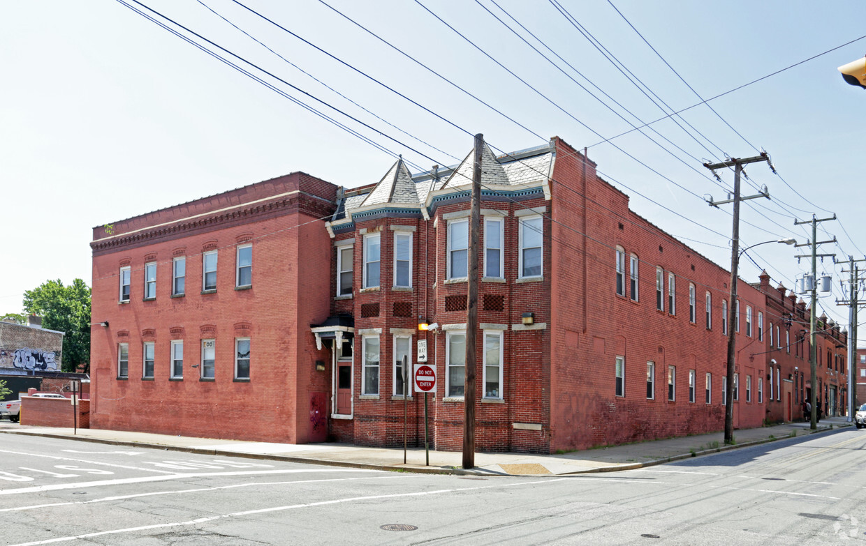 Primary Photo - New Clay House