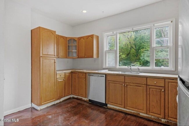 Foto del edificio - 300 US-9W