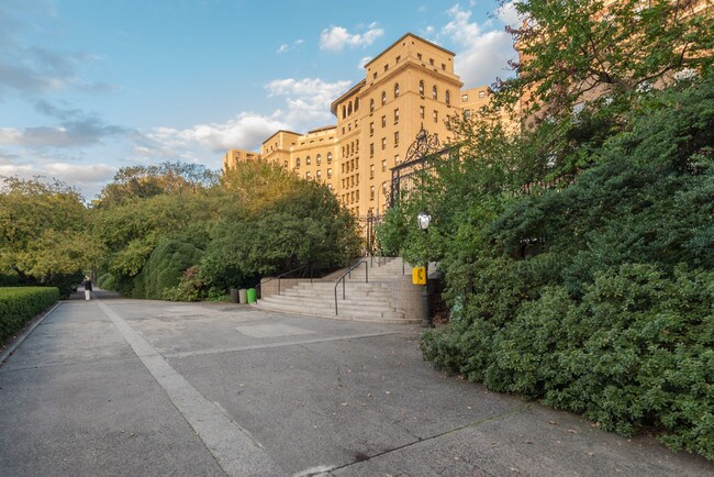Floorplan - 429 East 80th Street