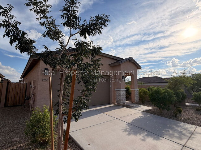 Building Photo - 14955 W Hackamore Dr