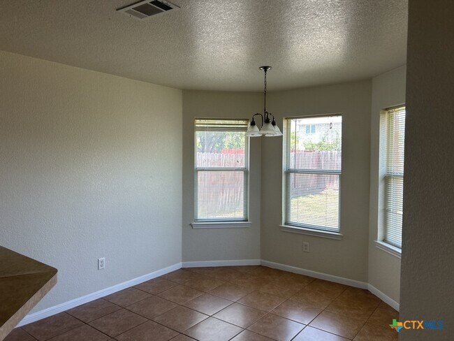 Building Photo - 6109 Lolly Loop