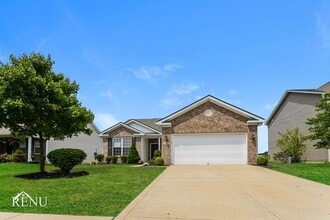 Building Photo - 4258 Amesbury Pl