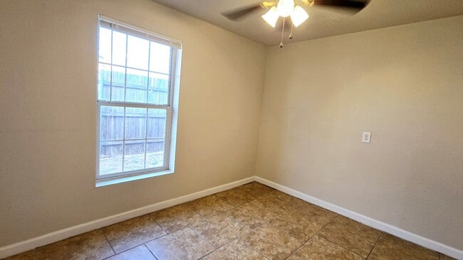 Foto del edificio - 2113 W 3rd St