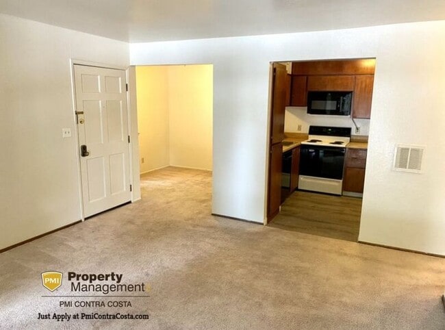 Building Photo - 1191 Honey Trail