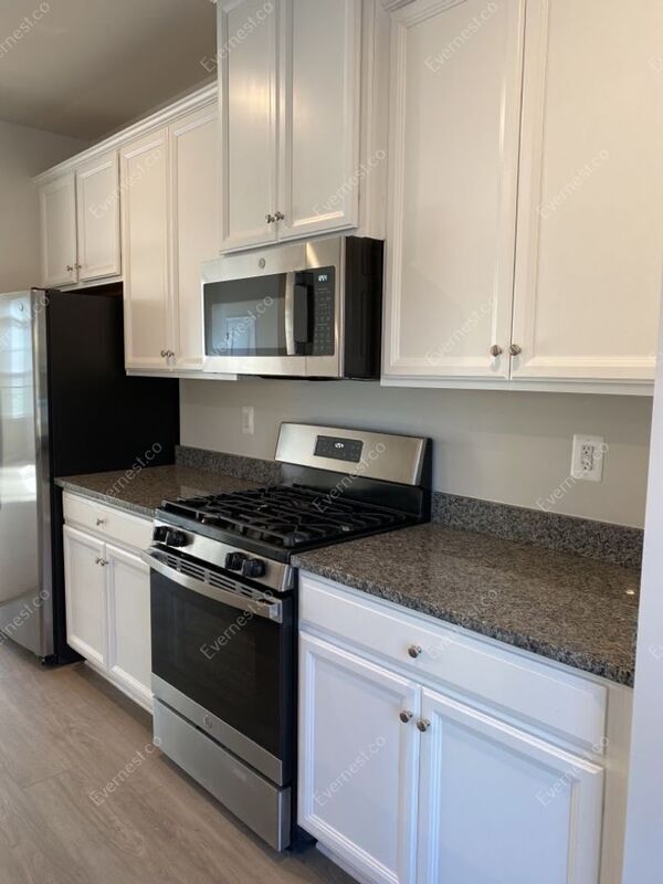 Building Photo - 1112 Dovetail Cir