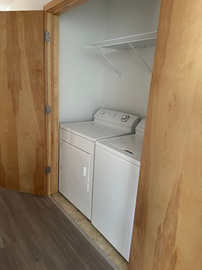 Interior Photo - Woodland Commons Madison
