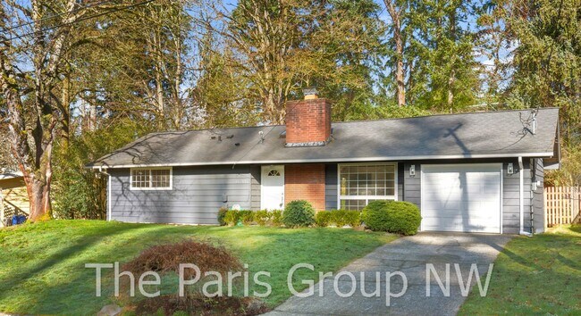Building Photo - Stunning Mid-Century 2024 Remodel – Centra...