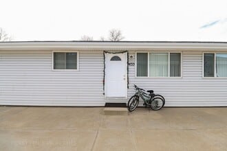 Building Photo - 1433 Juliana Ct