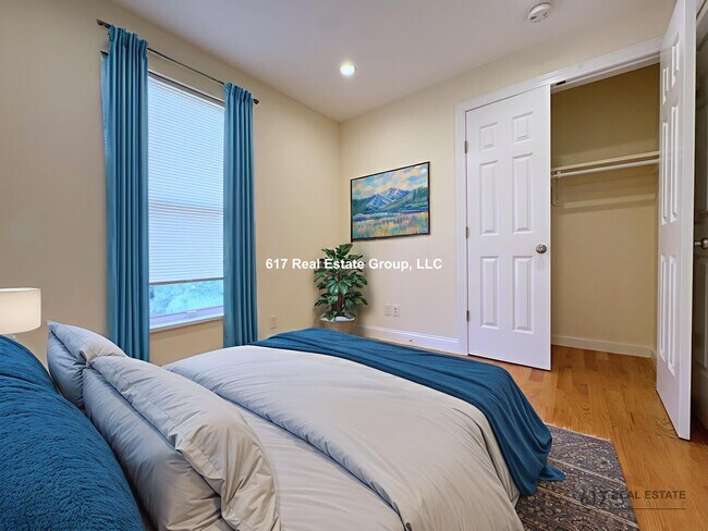 Foto del edificio - 379 Harvard St