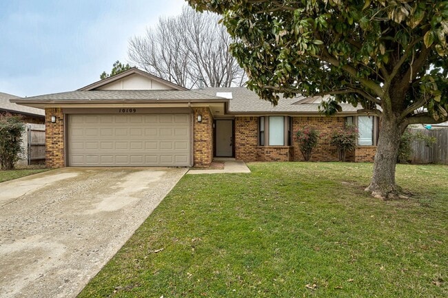 Building Photo - *** $500 MOVE-IN SPECIAL *** Beautifully U...